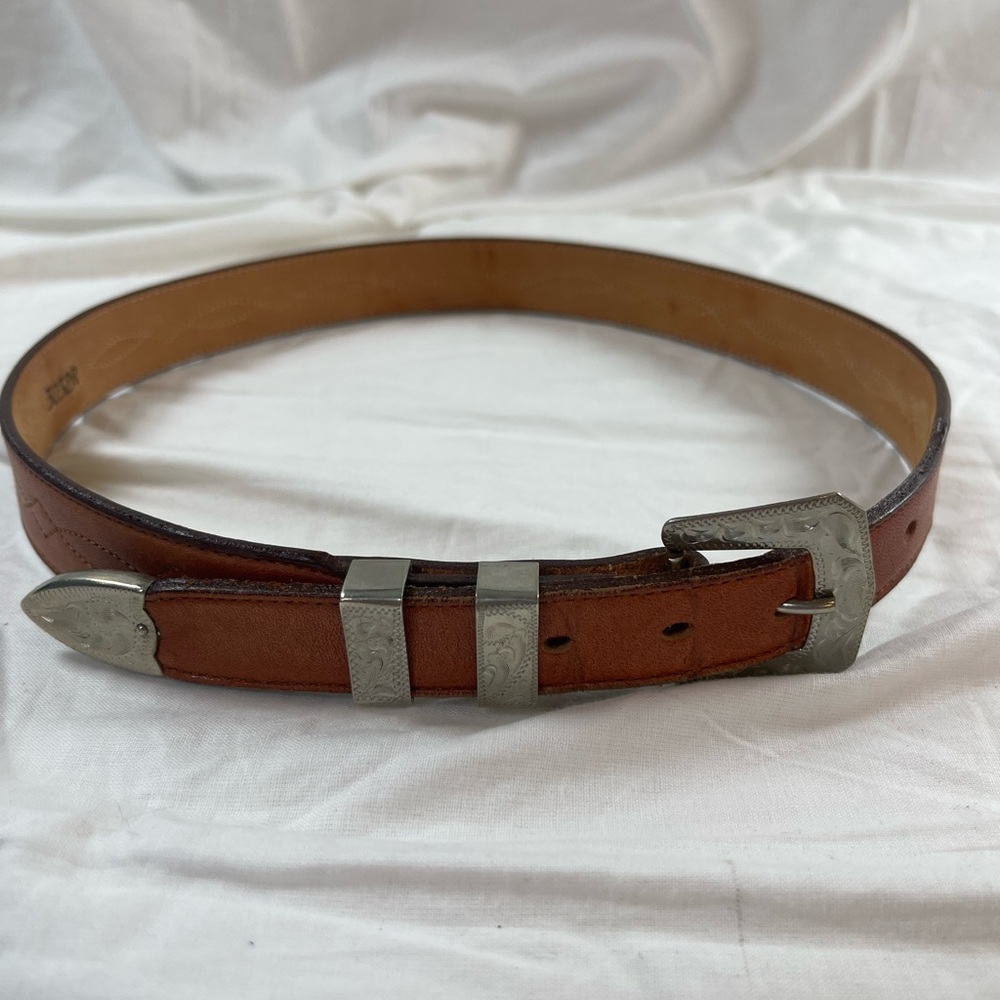 ⭐️Justin Brown Leather Belt with Silver Buckle size 26